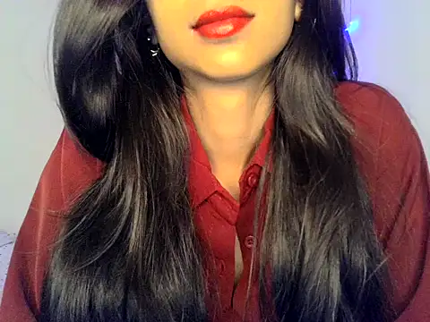 Snapshot of SIKSHA_SINGH chatting on 03/17/26, 05:44 SIKSHA SINGH online show from 03/17/26, 05:44