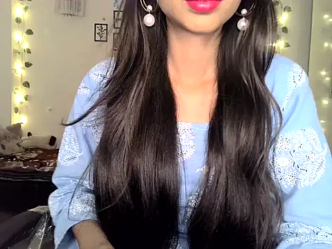 Snapshot of SIKSHA_SINGH chatting on 04/06/26, 05:58 SIKSHA SINGH online show from 04/06/26, 05:58