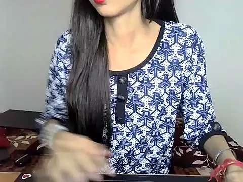 Snapshot of SIKSHA_SINGH chatting on 04/15/26, 03:30 SIKSHA SINGH online show from 04/15/26, 03:30