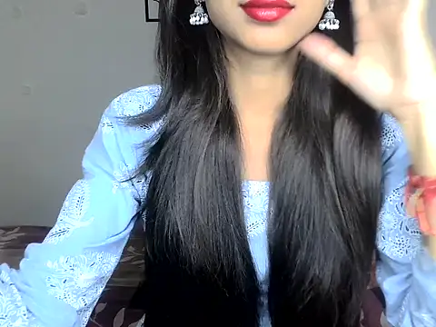 Snapshot of SIKSHA_SINGH chatting on 04/21/26, 06:01 SIKSHA SINGH online show from 04/21/26, 06:01