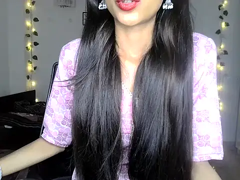 Snapshot of SIKSHA_SINGH chatting on 05/31/26, 06:31 SIKSHA SINGH online show from 05/31/26, 06:31