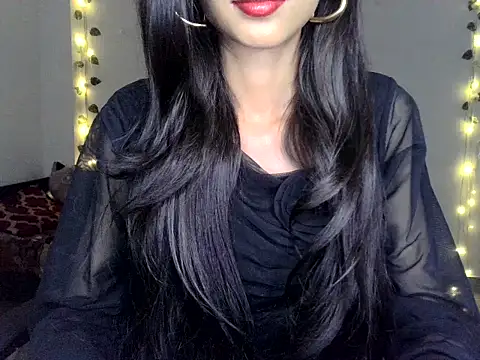 Snapshot of SIKSHA_SINGH chatting on 06/08/26, 08:31 SIKSHA SINGH online show from 06/08/26, 08:31