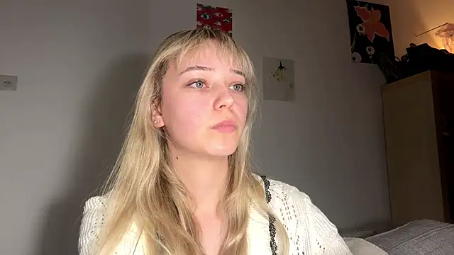 Snapshot of SourMidday chatting on 03/23/26, 09:41 SourMidday online show from 03/23/26, 09:41