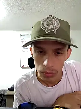 Snapshot of novin99 chatting on 03/06/26, 05:04 novin99 online show from 03/06/26, 05:04