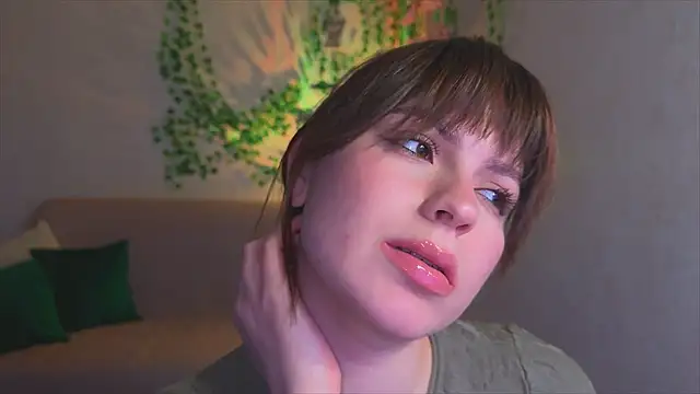 Snapshot of rinamandarina chatting on 03/18/26, 05:38 rinamandarina online show from 03/18/26, 05:38