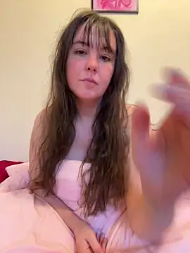 Snapshot of h_oney4411 chatting on 04/03/26, 12:03 h oney4411 online show from 04/03/26, 12:03