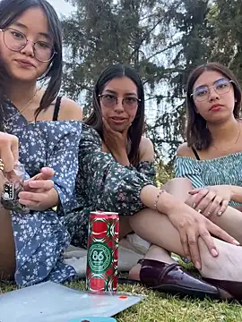 mila699  online show from 02/19/26, 08:05