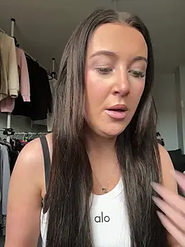 PinkVelvetx online show from 04/16/26, 04:30