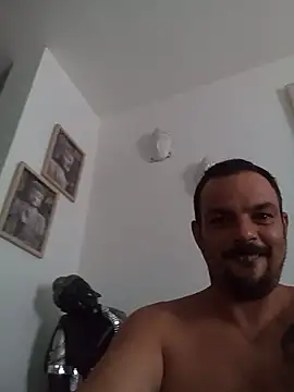 Snapshot of morenitoymorena chatting on 07/13/26, 09:45 morenitoymorena online show from 07/13/26, 09:45
