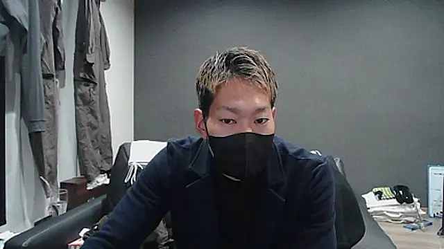 Snapshot of ryuaaaaa chatting on 04/05/26, 04:48 ryuaaaaa online show from 04/05/26, 04:48