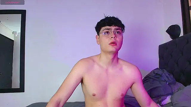 Snapshot of Jean_Martiiinez chatting on 03/17/26, 10:02 Jean Martiiinez online show from 03/17/26, 10:02