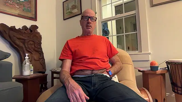 Snapshot of Guy__Grey chatting on 02/22/26, 12:56 Guy Grey online show from 02/22/26, 12:56