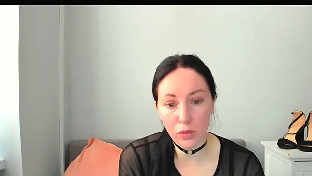 MiaFair online show from 02/27/26, 01:44