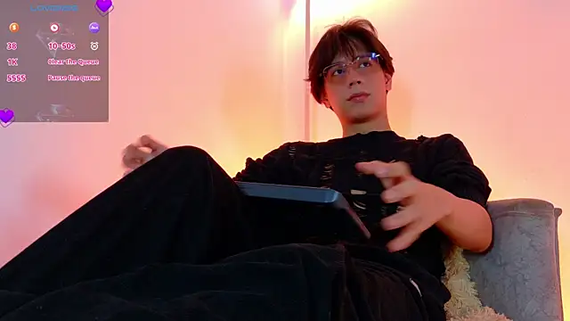 lui x dust online show from 03/29/26, 03:17