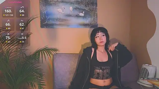 Snapshot of Bel_Vamp chatting on 04/04/26, 04:55 Bel Vamp online show from 04/04/26, 04:55