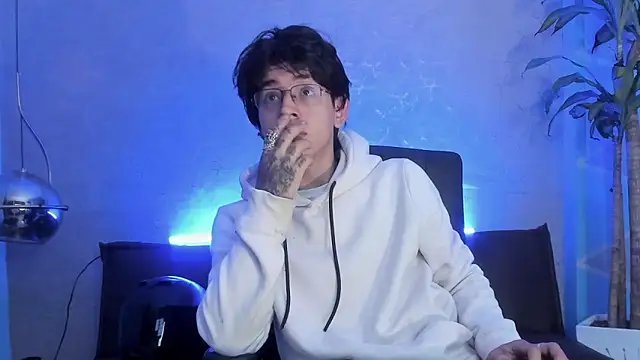 Angel scott2 online show from 02/27/26, 11:21