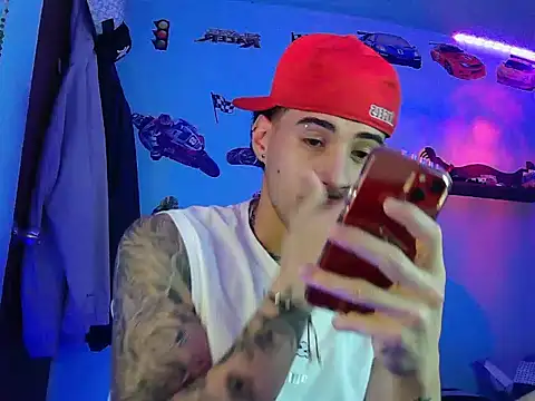 TOMAS CONOR online show from 02/19/26, 01:45