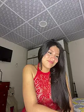 latinasoftie online show from 08/05/26, 03:42