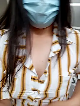 Snapshot of Rosyshadow chatting on 03/08/26, 07:28 Rosyshadow online show from 03/08/26, 07:28