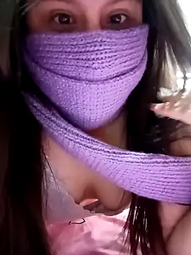 Snapshot of Rosyshadow chatting on 03/25/26, 07:42 Rosyshadow online show from 03/25/26, 07:42