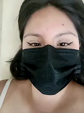 Snapshot of Rosyshadow chatting on 03/31/26, 10:43 Rosyshadow online show from 03/31/26, 10:43