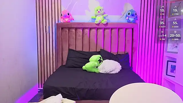 Snapshot of Miia_Grey_ chatting on 03/16/26, 01:04 Miia Grey online show from 03/16/26, 01:04