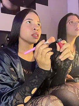 Snapshot of AmberBronw chatting on 04/23/26, 07:38 AmberBronw online show from 04/23/26, 07:38