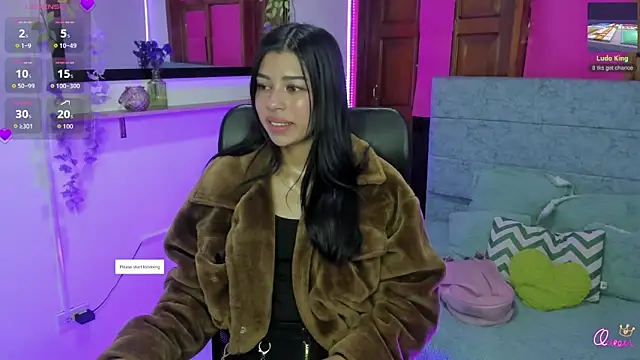 Aysha winxs online show from 04/12/26, 03:33