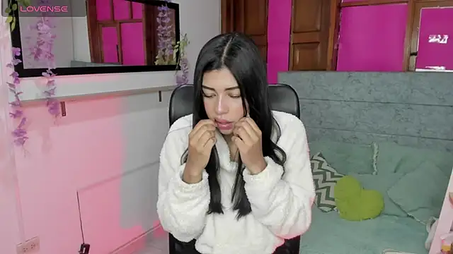 Aysha winxs online show from 06/03/26, 03:31