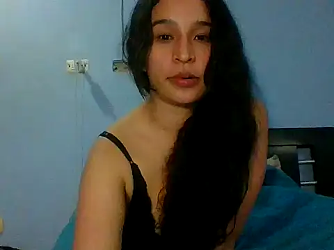 Snapshot of scarlettscottx_ chatting on 04/21/26, 02:51 scarlettscottx online show from 04/21/26, 02:51