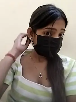 Snapshot of Miss__hotty chatting on 04/11/26, 09:24 Miss hotty online show from 04/11/26, 09:24