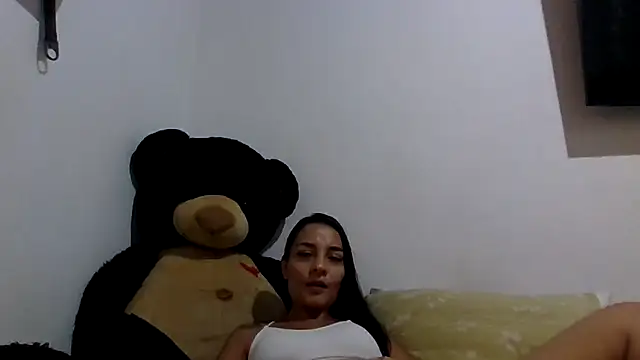 yesica2507 online show from 06/22/26, 07:22
