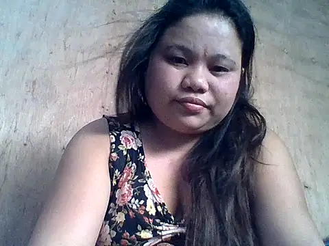 Snapshot of sweetlyn31 chatting on 03/30/26, 10:55 sweetlyn31 online show from 03/30/26, 10:55