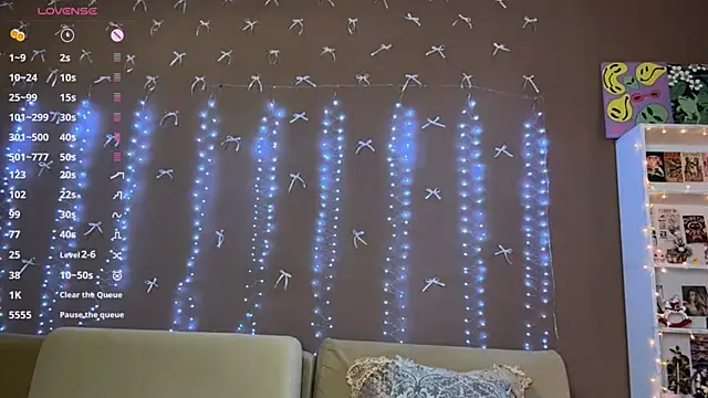 Snapshot of SoraCat chatting on 03/13/26, 09:27 SoraCat online show from 03/13/26, 09:27