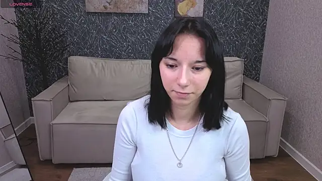 Snapshot of kitty-r0se chatting on 03/15/26, 07:47 kitty-r0se online show from 03/15/26, 07:47