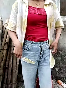 Snapshot of ngocbao11 chatting on 04/01/26, 12:44 ngocbao11 online show from 04/01/26, 12:44