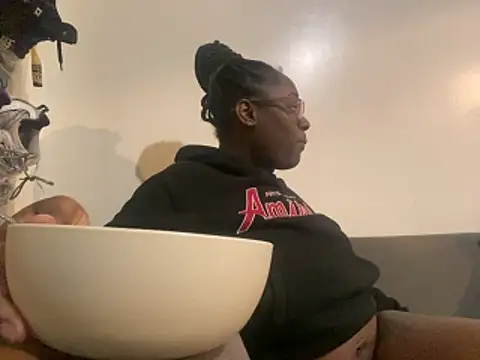 Snapshot of Sinfulwaterfalls chatting on 03/13/26, 04:30 Sinfulwaterfalls online show from 03/13/26, 04:30