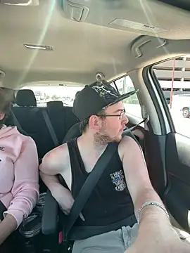 Snapshot of bigdickens69BWC chatting on 04/15/26, 07:10 bigdickens69BWC online show from 04/15/26, 07:10