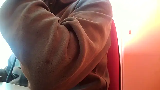 Snapshot of truble78 chatting on 03/11/26, 09:48 truble78 online show from 03/11/26, 09:48