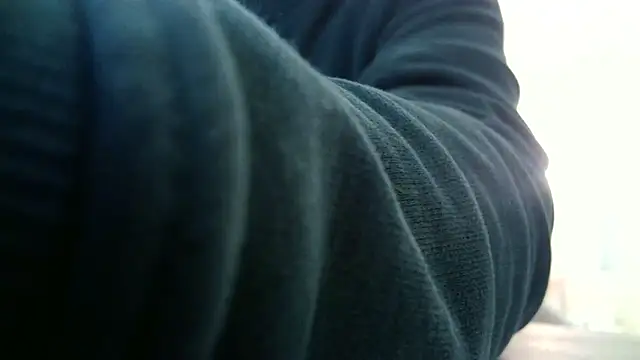 Snapshot of truble78 chatting on 04/07/26, 06:58 truble78 online show from 04/07/26, 06:58