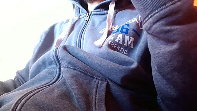 Snapshot of truble78 chatting on 04/08/26, 07:52 truble78 online show from 04/08/26, 07:52