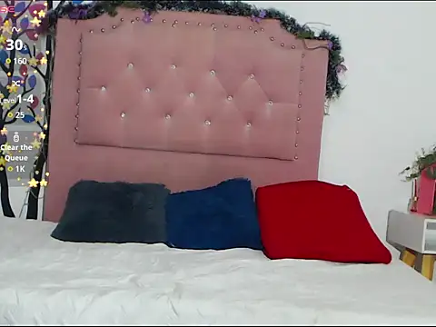 Snapshot of crissfer1 chatting on 02/24/26, 03:10 crissfer1 online show from 02/24/26, 03:10