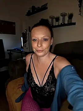 ZaramourXMrX online show from 04/10/26, 07:07