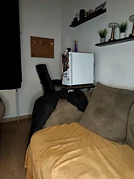 ZaramourXMrX online show from 04/12/26, 07:19