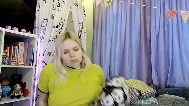 Snapshot of Karengilgun chatting on 02/27/26, 03:12 Karengilgun online show from 02/27/26, 03:12