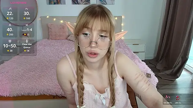 Snapshot of linaloon chatting on 03/18/26, 05:10 linaloon online show from 03/18/26, 05:10