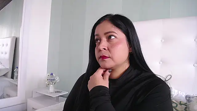 Jessicabloom online show from 03/03/26, 12:33