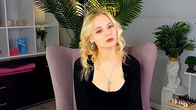 Snapshot of OlindaFosdick chatting on 02/20/26, 02:17 OlindaFosdick online show from 02/20/26, 02:17