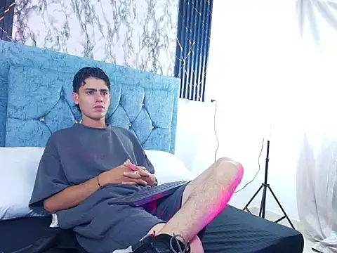 Damnian xx online show from 03/03/26, 08:48