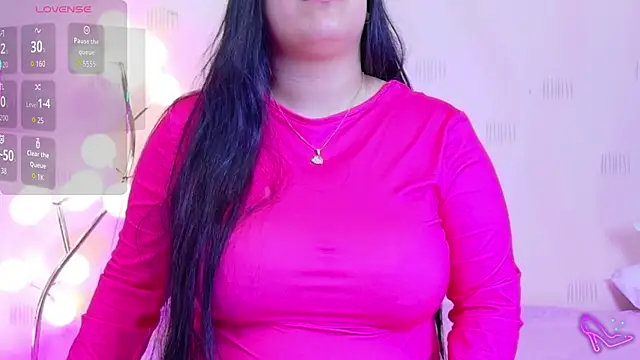 Snapshot of curvybuffgirllll chatting on 05/12/26, 07:33 curvybuffgirllll online show from 05/12/26, 07:33